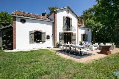 Image de Villa avec piscine au calme - 8 pers.