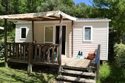 Image de Mobil-home Domino Confort 28m2 (2 chambres) + terrasse couverte 7m2 + clim + tv 5 personnes