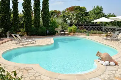 Image de Magnifique maison de vacances privée avec Wifi, climatisation, piscine, Tv, terrasse et parking