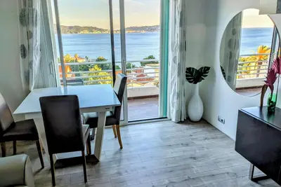 Image de T3 Vue mer panoramique - A 200m des plages, au calme, garage privatif