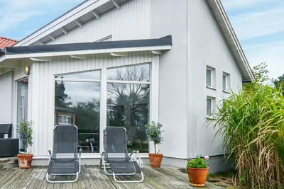 Image de Belle maison à Trelleborg avec sauna