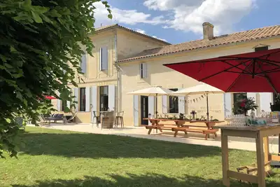 Image de Gîte du Château Le Conte, au coeur de vignes de Saint-Émilion