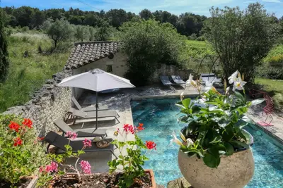 Image de Escapade romantique en Drôme, vue sur les vignes
