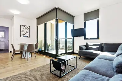 Image de Swainson Apartments sur Synagogue St