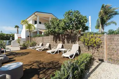 Image de Apartment 150 metres from San Lorenzo’s beach, Sicily, Calantha