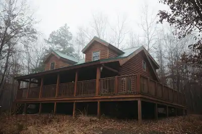 Image de Log Home in a Peaceful Wood in Jim Thorpe