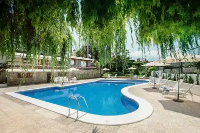 Image de Magnifique villa, entièrement rénovée, située dans la ceinture de Grenade