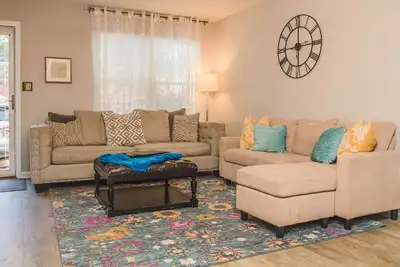 Image de SouthTownes * Westgate Area Maison de ville