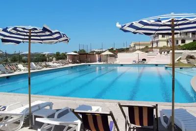 Image de Confortable appartement pour 4 personnes avec piscine, Tv, balcon et animaux admis