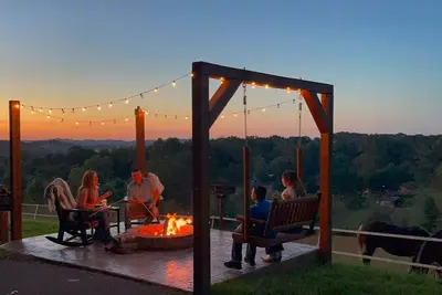 Image de Jayell Ranch Luxury Cabins: Le Secrétariat