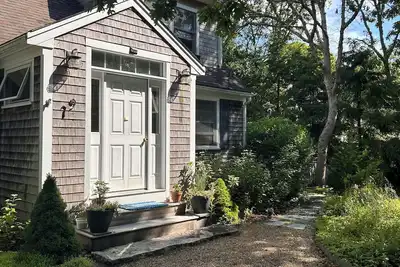 Image de Cap pittoresque à distance de marche de Morning Glory Farm