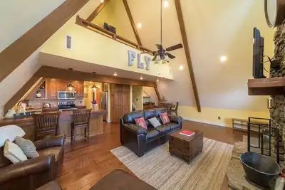 Image de Fly-In Home sur Monkey Island, Grand Lake Ok - voiturette de golf incluse