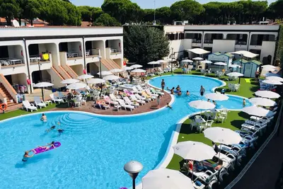 Image de Appartement de vacances avec piscine extérieure