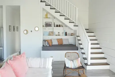 Image de \"My Happy Place\" Brand New Beach House sur la plage de sable blanc la plus vierge