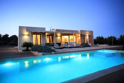 Image de Lavanda en Can Corda, Chalet 4 Dormitorios 4 Baños con piscina en Cap de Barbaria Formentera