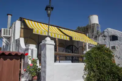 Image de Maison Avec Vue Impressionnante!