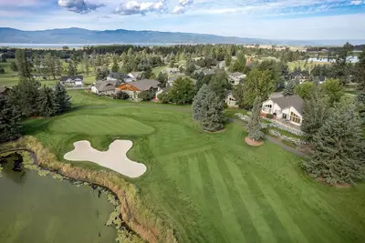 Image de Stay Montana - Maison de ville Golden Eagle 