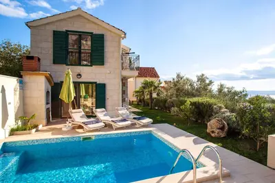 Image de Delightful Split Villa | 2 Bedrooms | Villa Makarska Petite | Private Pool & Sauna | Makarska