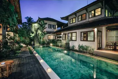 Image de 9 salles pour groupe à Ubud