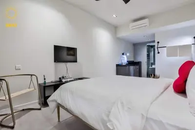 Image de Suite King de Luxe avec Vue sur le Jardin 9