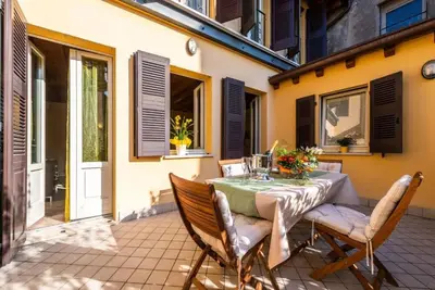 Image de The Flowers Apartments - Appartement en Duplex