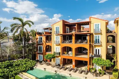 Image de Superbe Penthouse OceanFront, couchers de soleil, barbecue