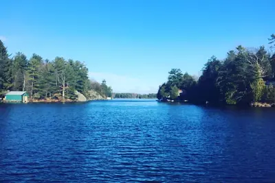 Image de Starlight Cabin on Charleston Lake