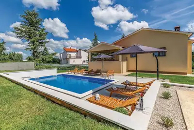 Image de Belle maison de 4 chambres à Pazin