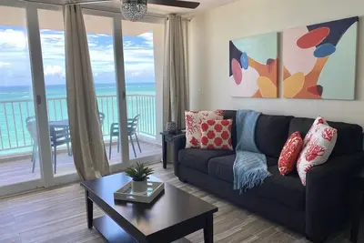 Image de Front de mer ★ Lit King ★ Laveuse / D ★ Condo Marbella Del Caribe ~ Récemment rénové!