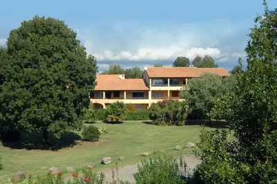 Image de Appartement 3 pieces à 100 mètres de la plage de sable fin, Climatisation.