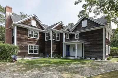 Manoir près de la baie