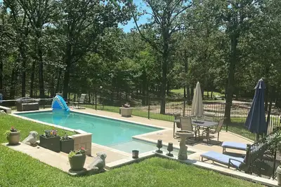 Image de Lake Fork Waterfront Guest House New Dock and Swimming Pool