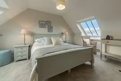 Image de Superbe chalet élégant de trois étages avec tout le confort moderne