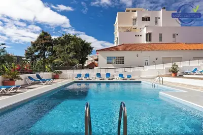 Image de Casa Branca Ii, avec un balcon et une vue imprenable sur la mer!