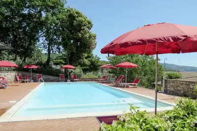 Image de Confortable appartement pour 6 personnes avec piscine, Wifi, Tv, terrasse et animaux admis