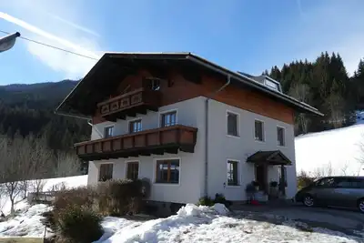 Image de Joli appartement pour 6 personnes avec Tv, balcon et parking