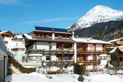 Image de Agréable appartement pour 12 personnes avec Wifi, Tv, balcon et parking