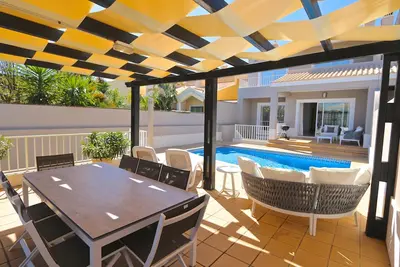 Image de Luxe, 3 chambres à coucher, 3 salles de bain