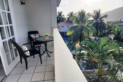 Image de Studio w Pool Near Igy Marina, Beach & Amenities