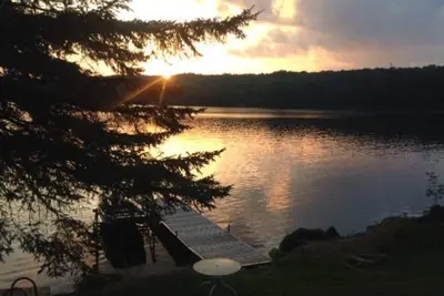 Image de Rebecca's Waterfront Cottage Westport Ontario