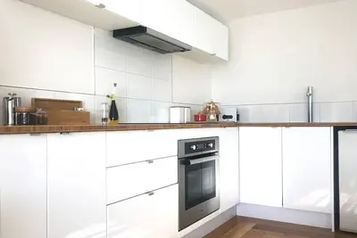Image de Suite chaleureuse privée à Sunny Home Christchurch City