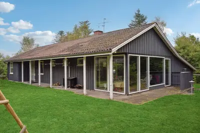 Image de Magnifique maison à Glesborg avec sauna