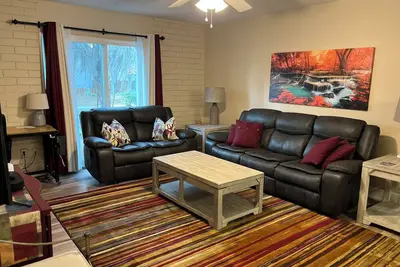 Image de This condominium is a 2 bedroom(s), 1 bathrooms, located in Gainesville, Fl.
