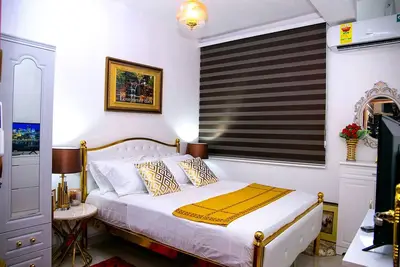Image de Le même endroit. . . est votre meilleur pari si vous voulez une maison loin de chez vous.