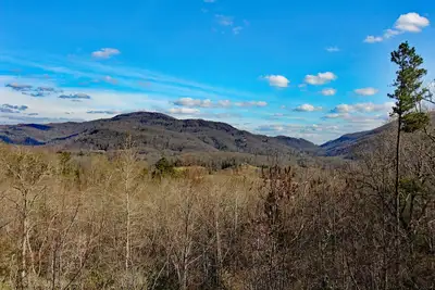 Image de Vues sur la montagne et la solitude. Voici Shadow Ridge.