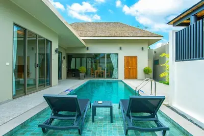 Image de Villa Yipmunta 4 Br avec piscine privée