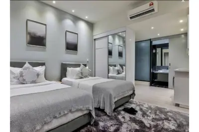 Image de Suite King de Luxe avec Vue sur Twin Tower 20