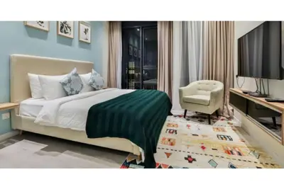 Image de Suite King de Luxe avec Vue sur la Tour Lits Jumeaux 21