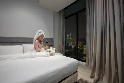 Image de Suite King de Luxe avec Vue sur la Tour Twin 28