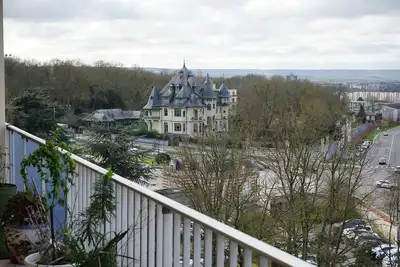 Image de Appartement\"Résidence Les Crayères\"à proximité du Parc  de Champagne à Reims